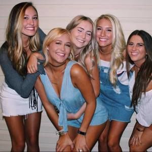 Meet your Posher, Talia